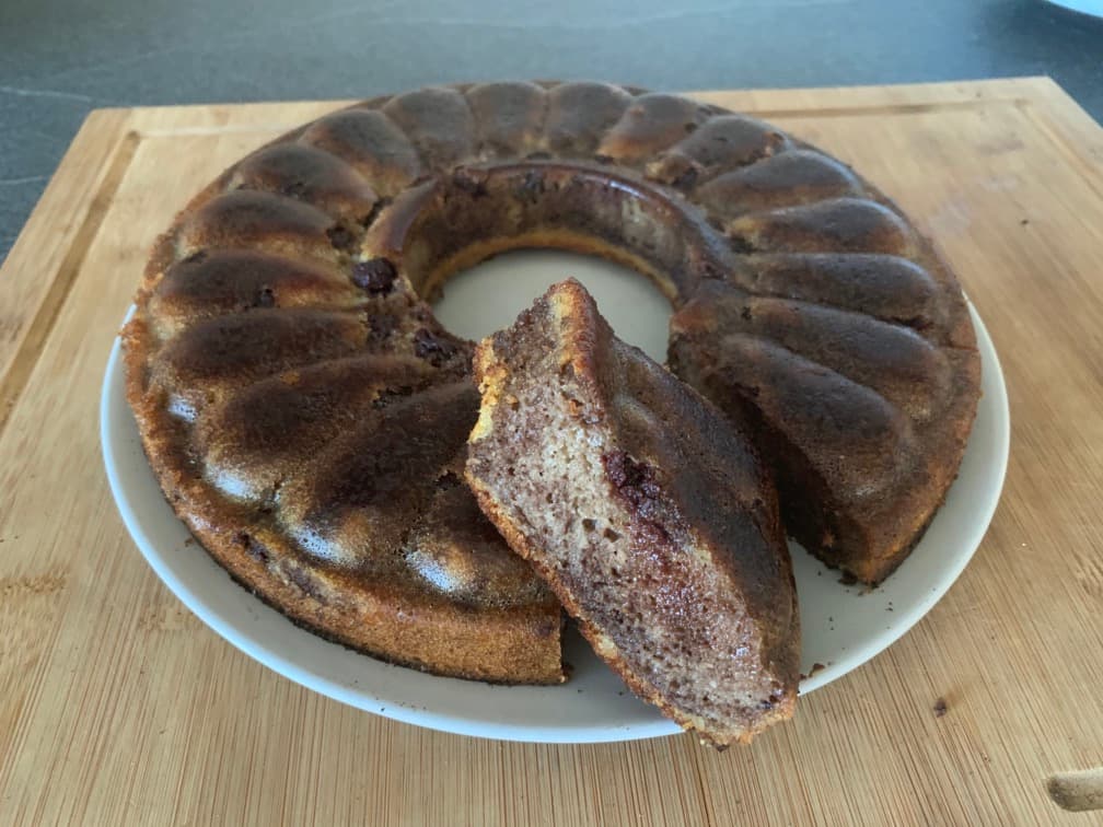 Bicolor Donut Cake with Coffee - Ketogenic and low carb