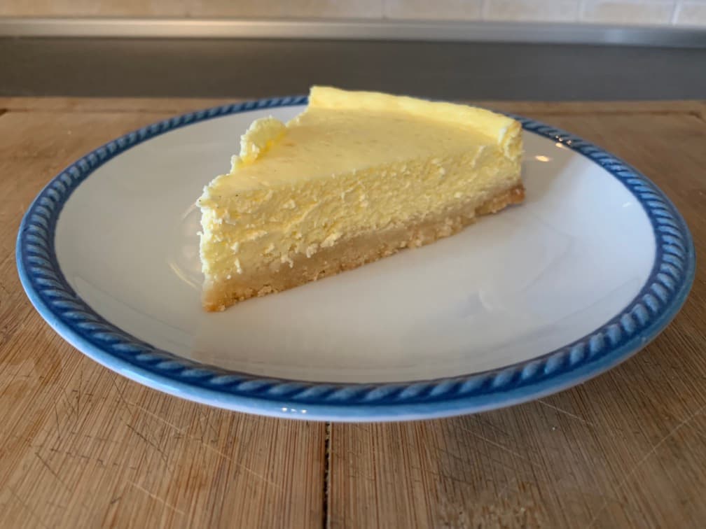 Sugar-free cheesecake - low carb and ketogenic