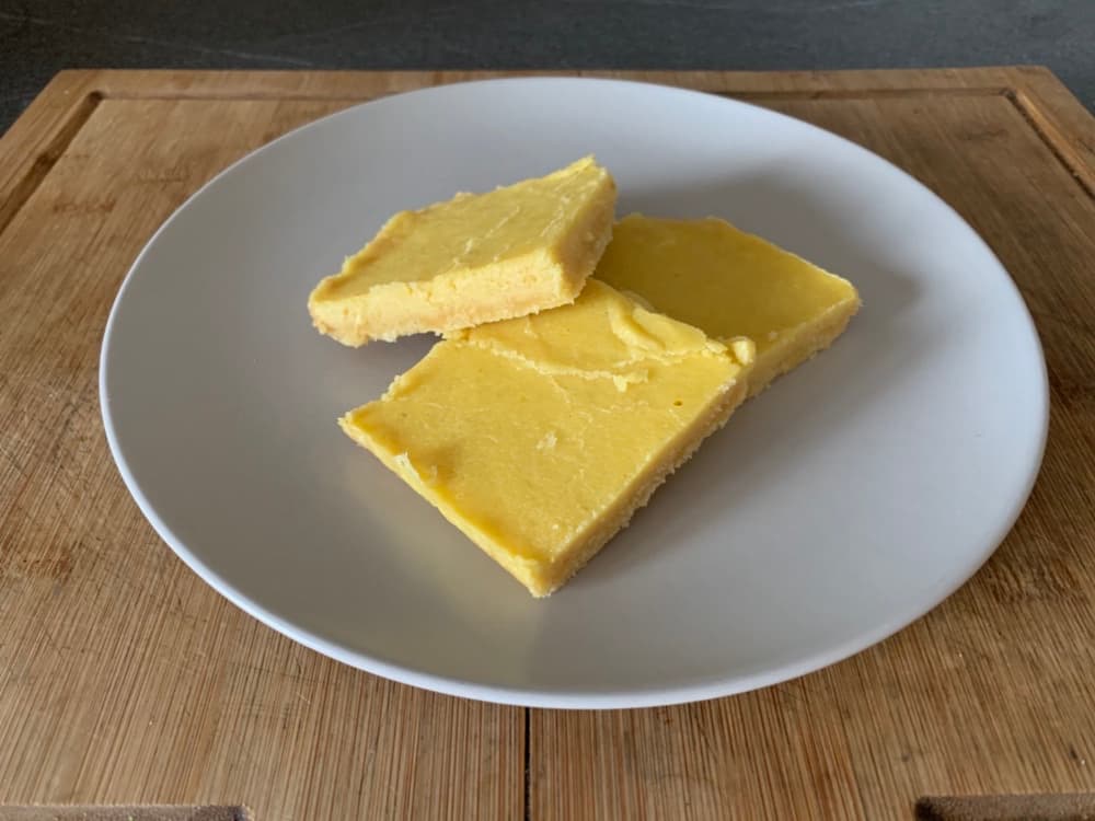 Sugar-free lemon bars - low carb and ketogenic